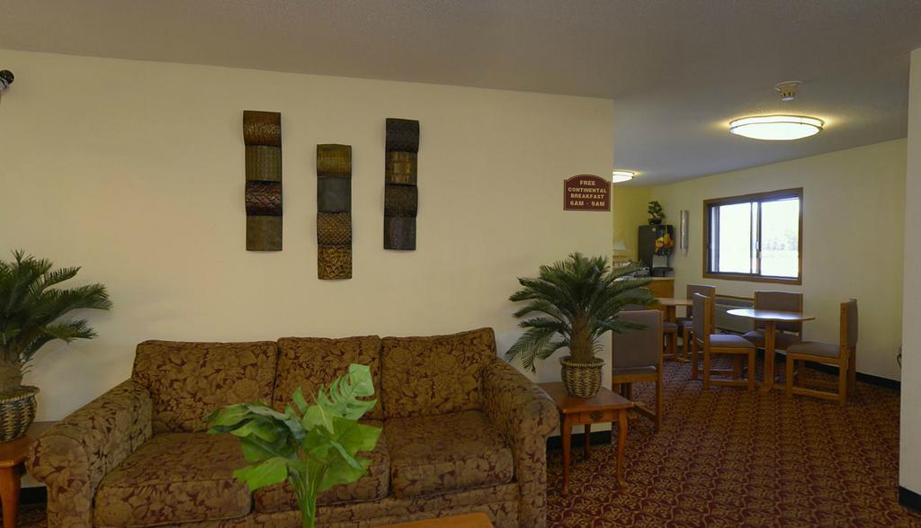 Rodeway Inn Brainerd Exterior foto